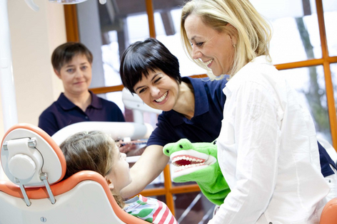 Kinder-Zahnarzt in Langenau